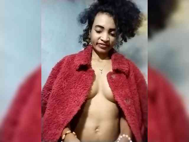 Shanya12 webcam