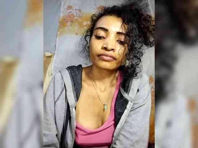 Shanya12 webcam