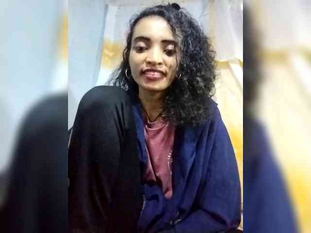 Shanya12 webcam