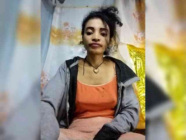 Shanya12 webcam