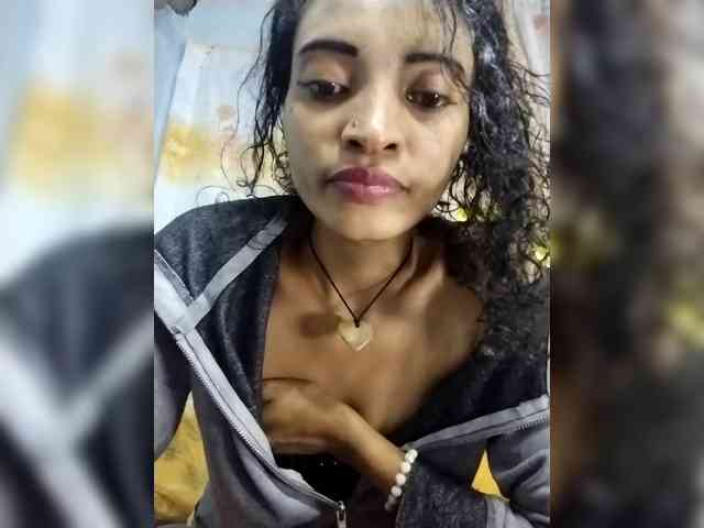 Shanya12 webcam