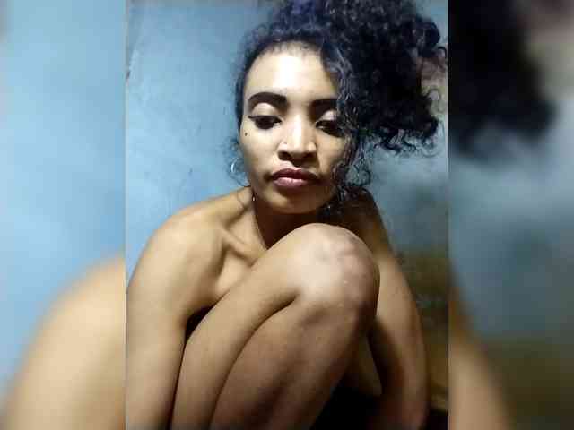 Shanya12 webcam