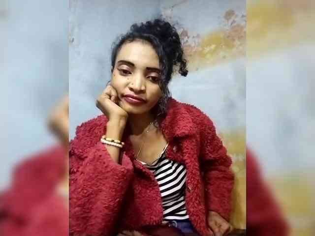 Shanya12 webcam