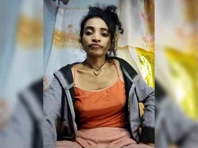 Shanya12 webcam