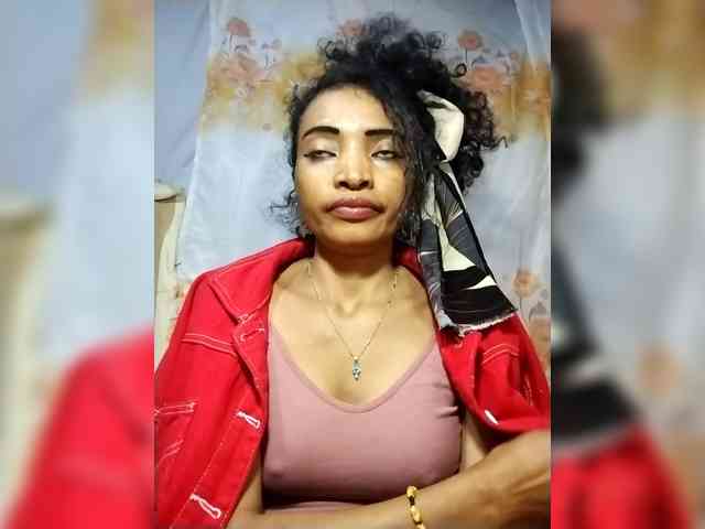 Shanya12 webcam