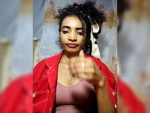 Shanya12 webcam