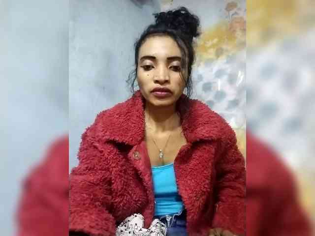 Shanya12 webcam