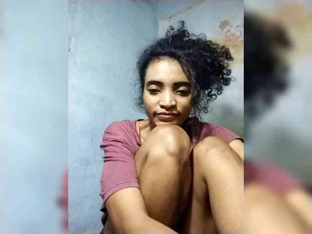 Shanya12 webcam