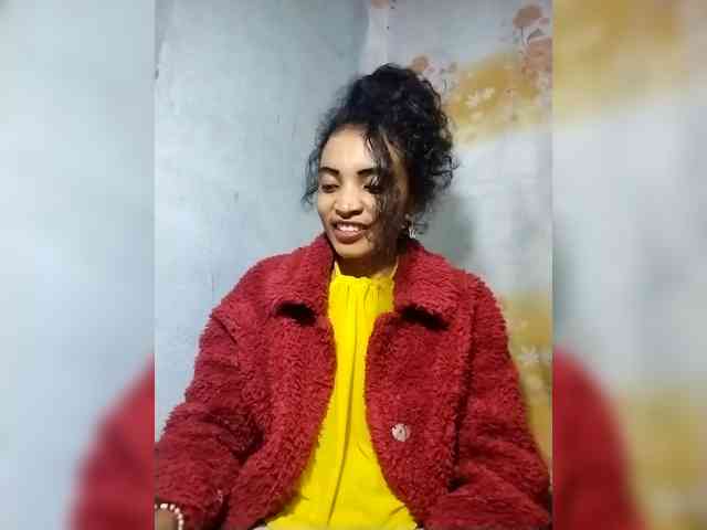 Shanya12 webcam