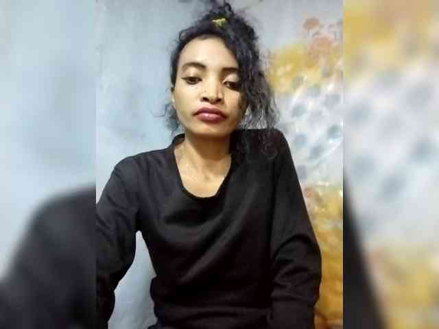 Shanya12 webcam