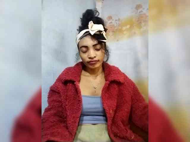 Shanya12 webcam