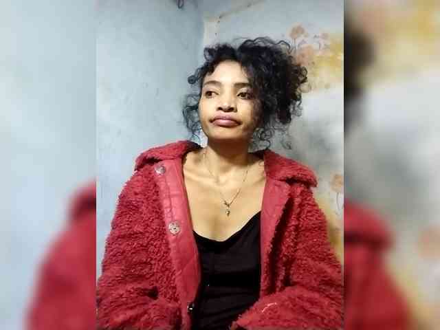 Shanya12 webcam