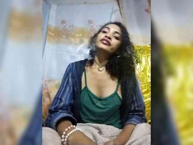 Shanya12 webcam