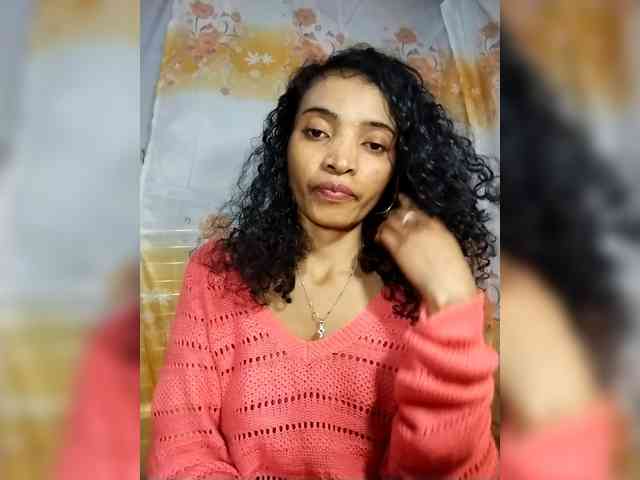 Shanya12 webcam