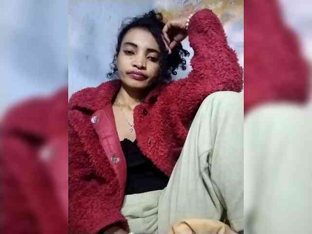Shanya12 webcam