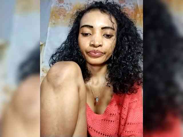 Shanya12 webcam