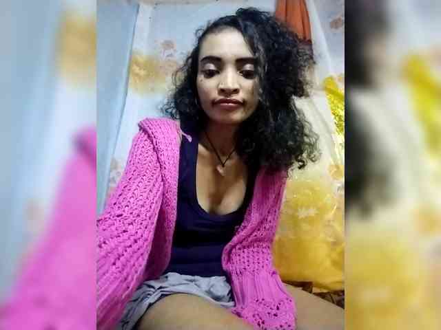 Shanya12 webcam
