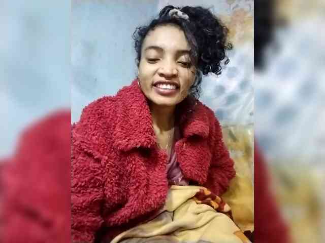 Shanya12 webcam