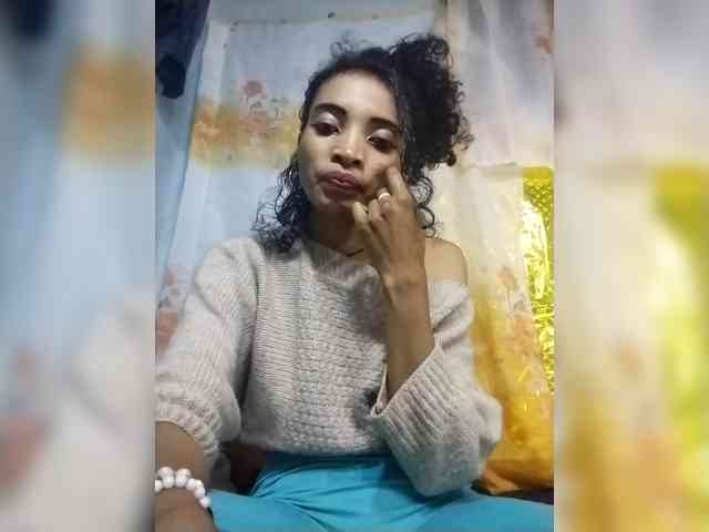 Shanya12 webcam