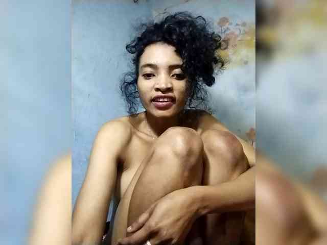Shanya12 webcam