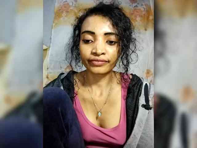 Shanya12 webcam