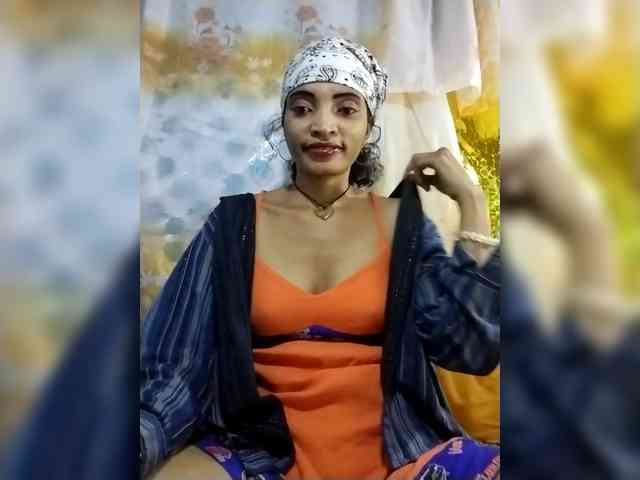 Shanya12 webcam