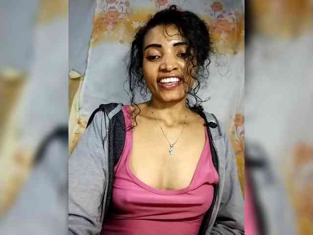 Shanya12 webcam