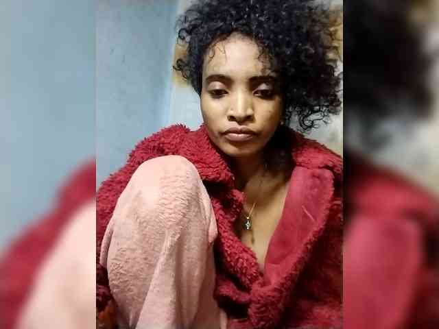 Shanya12 webcam