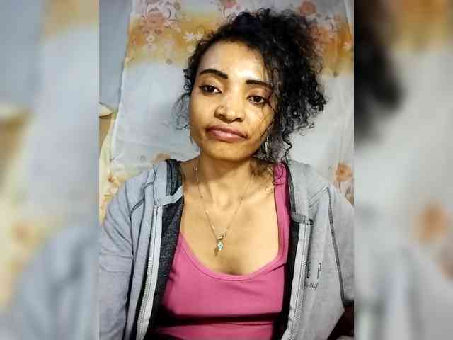 Shanya12 webcam