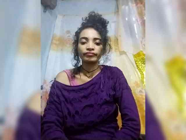 Shanya12 webcam