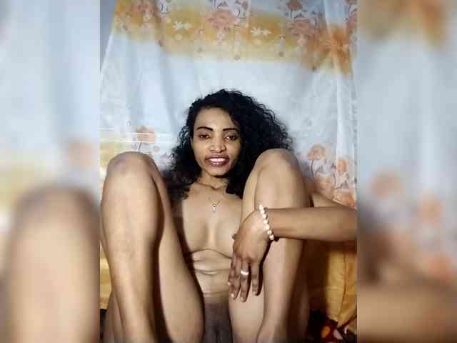 Shanya12 webcam