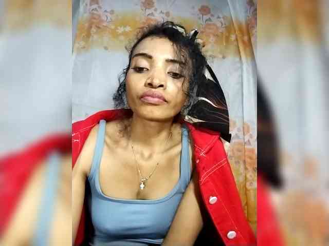 Shanya12 webcam
