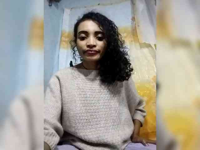 Shanya12 webcam