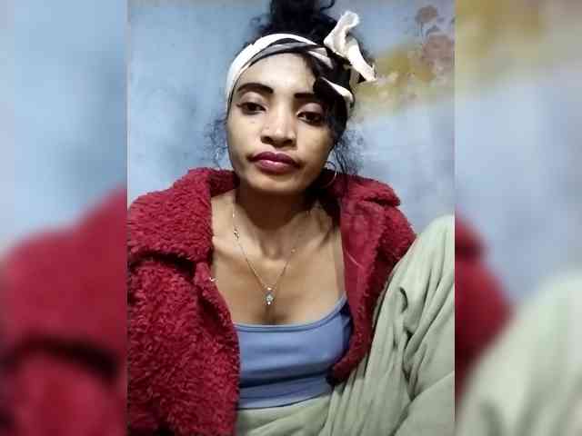 Shanya12 webcam