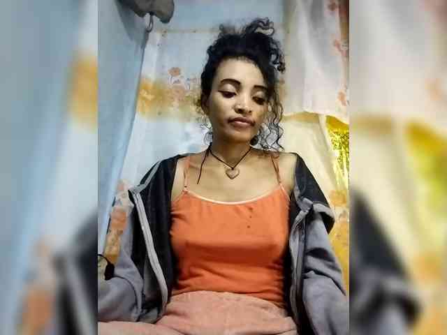 Shanya12 webcam