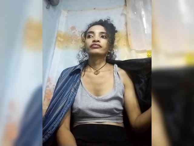 Shanya12 webcam