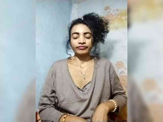 Shanya12 webcam