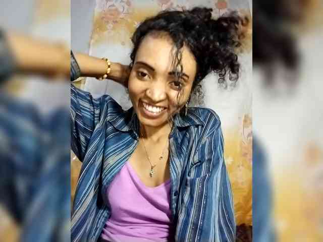 Shanya12 webcam