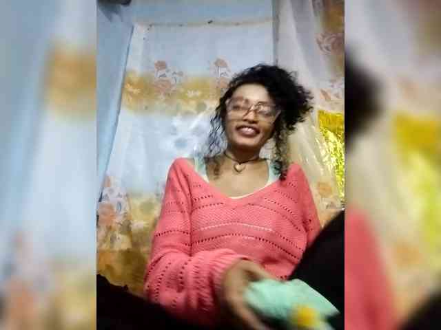 Shanya12 webcam