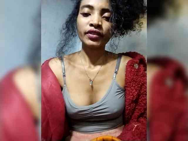 Shanya12 webcam