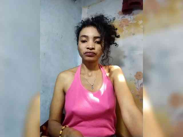 Shanya12 webcam