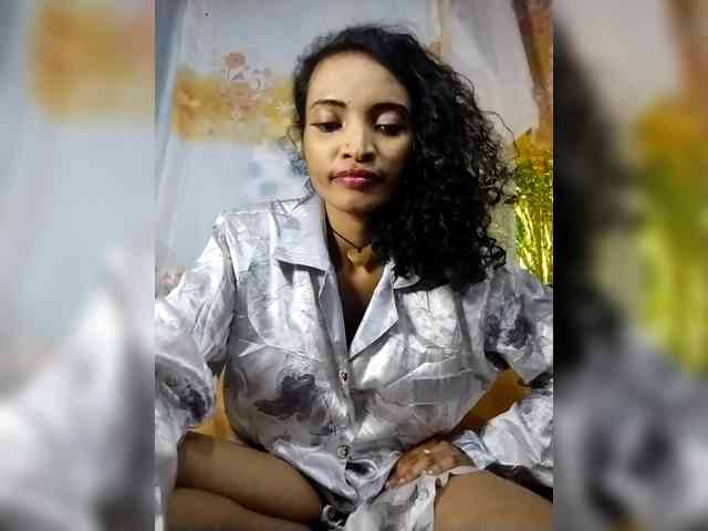 Shanya12 webcam