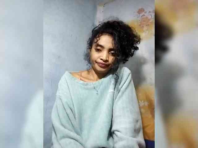 Shanya12 webcam
