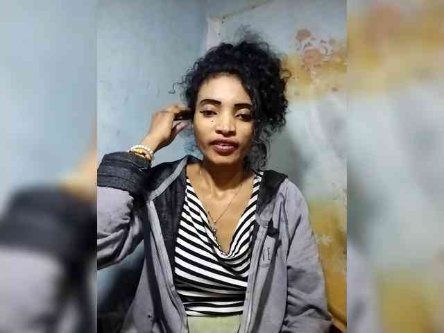 Shanya12 webcam