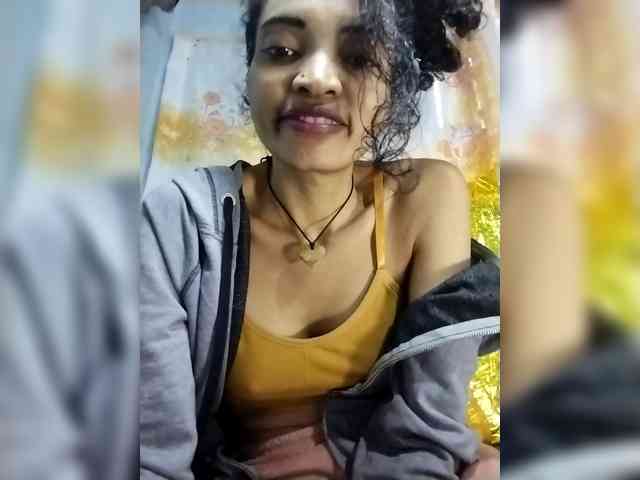Shanya12 webcam