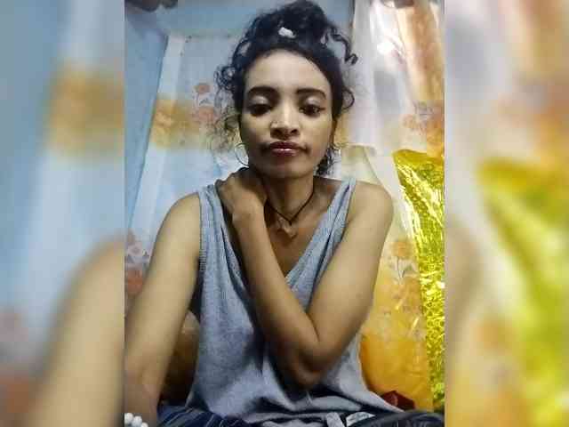 Shanya12 webcam