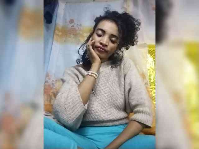 Shanya12 webcam