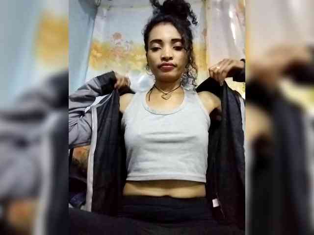 Shanya12 webcam