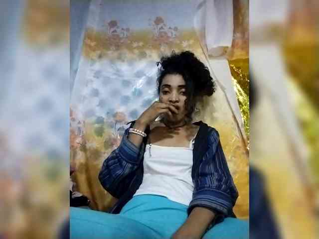 Shanya12 webcam