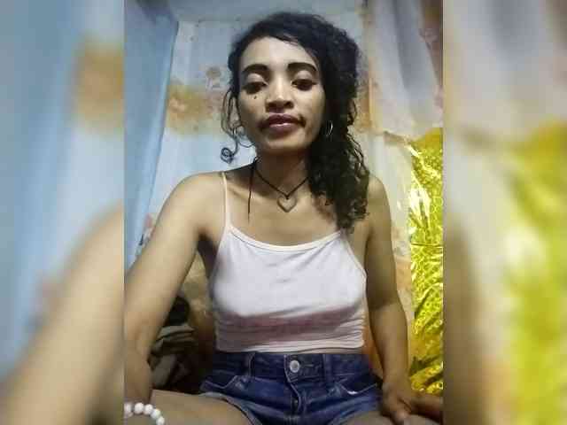 Shanya12 webcam